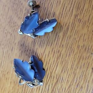 Lisner Screw Back Earrings